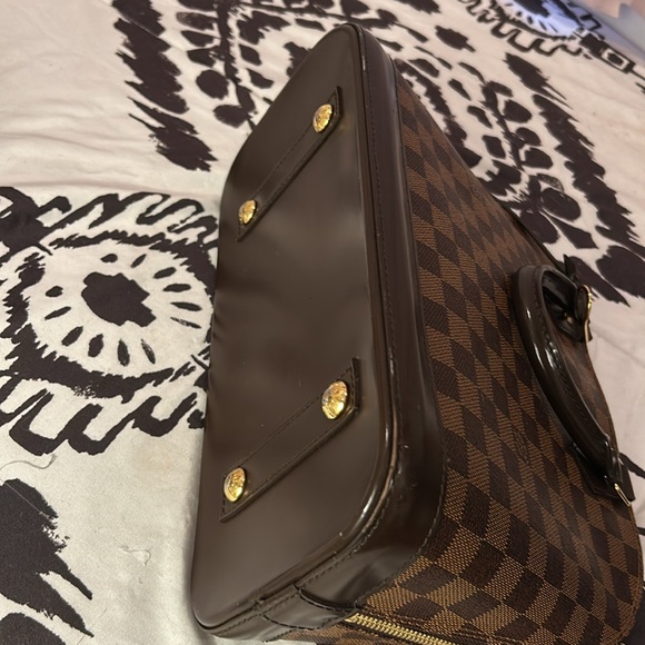 Louis Vuitton Alma PM Damier Ebene! ♥️ - Picture 13 of 15